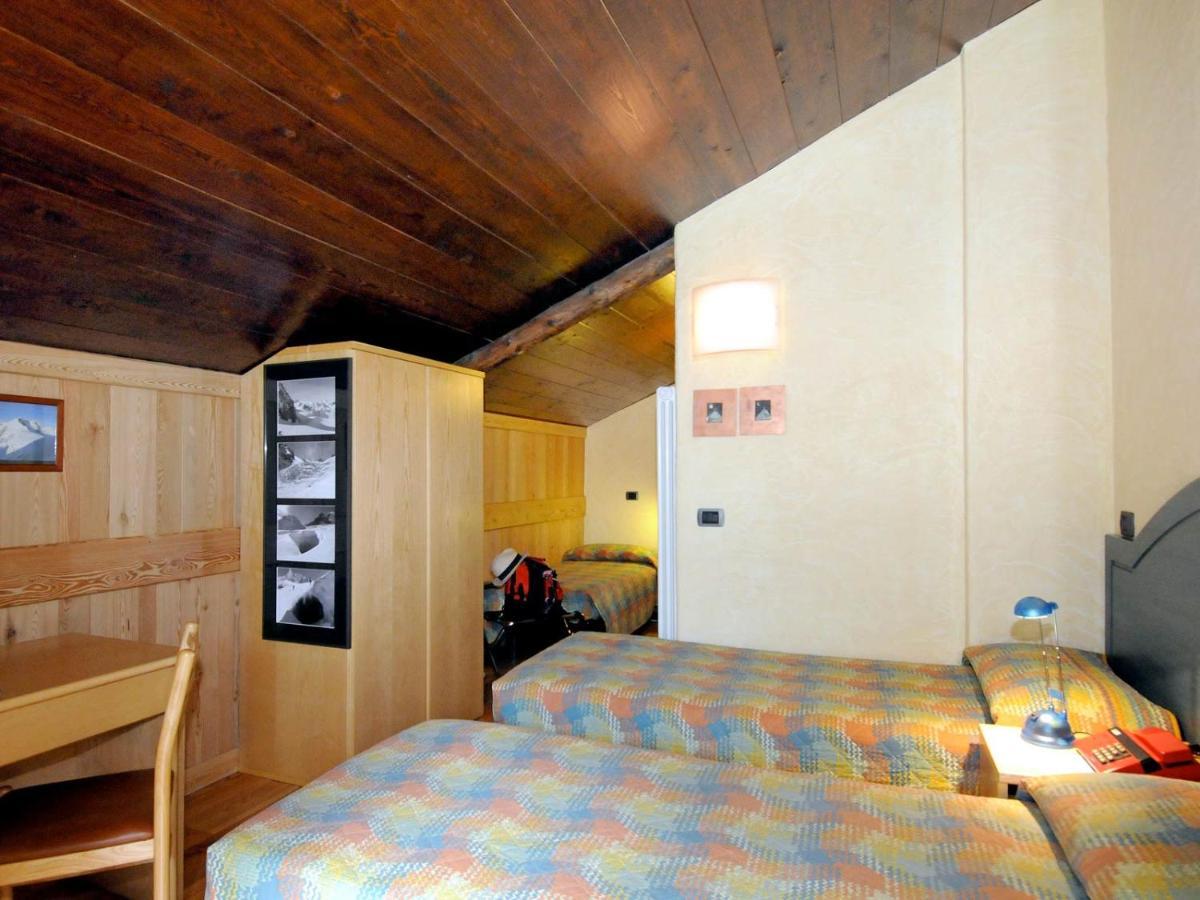 Hotel Aigle Courmayeur Kültér fotó