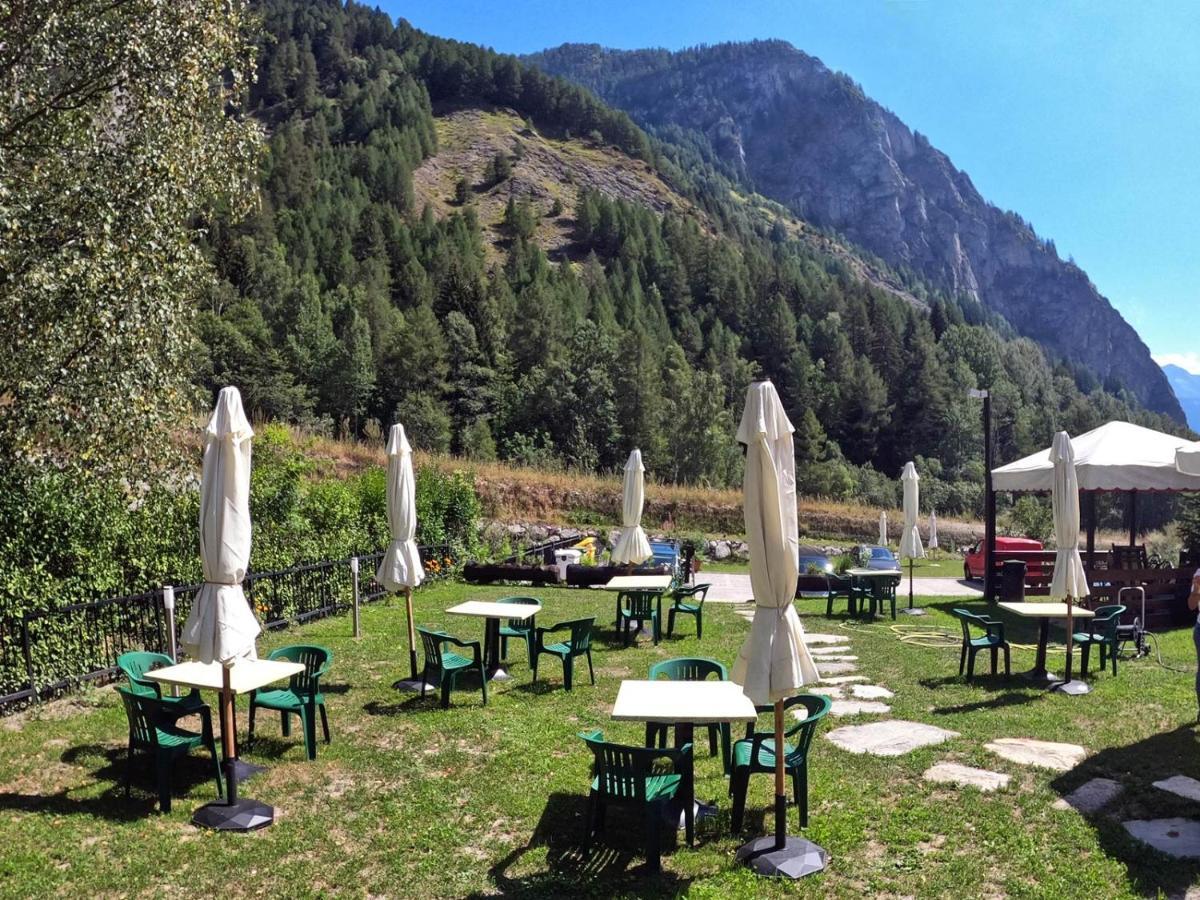Hotel Aigle Courmayeur Kültér fotó