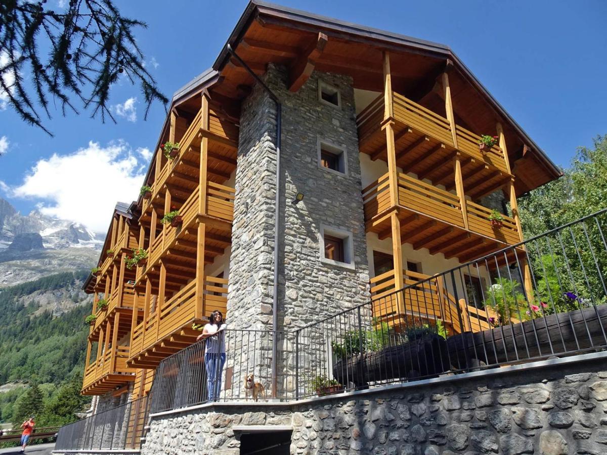Hotel Aigle Courmayeur Kültér fotó