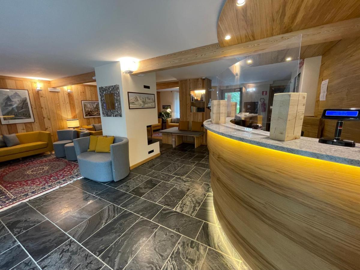 Hotel Aigle Courmayeur Kültér fotó