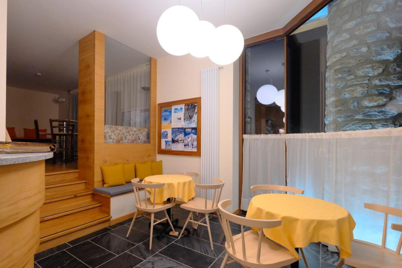 Hotel Aigle Courmayeur Kültér fotó