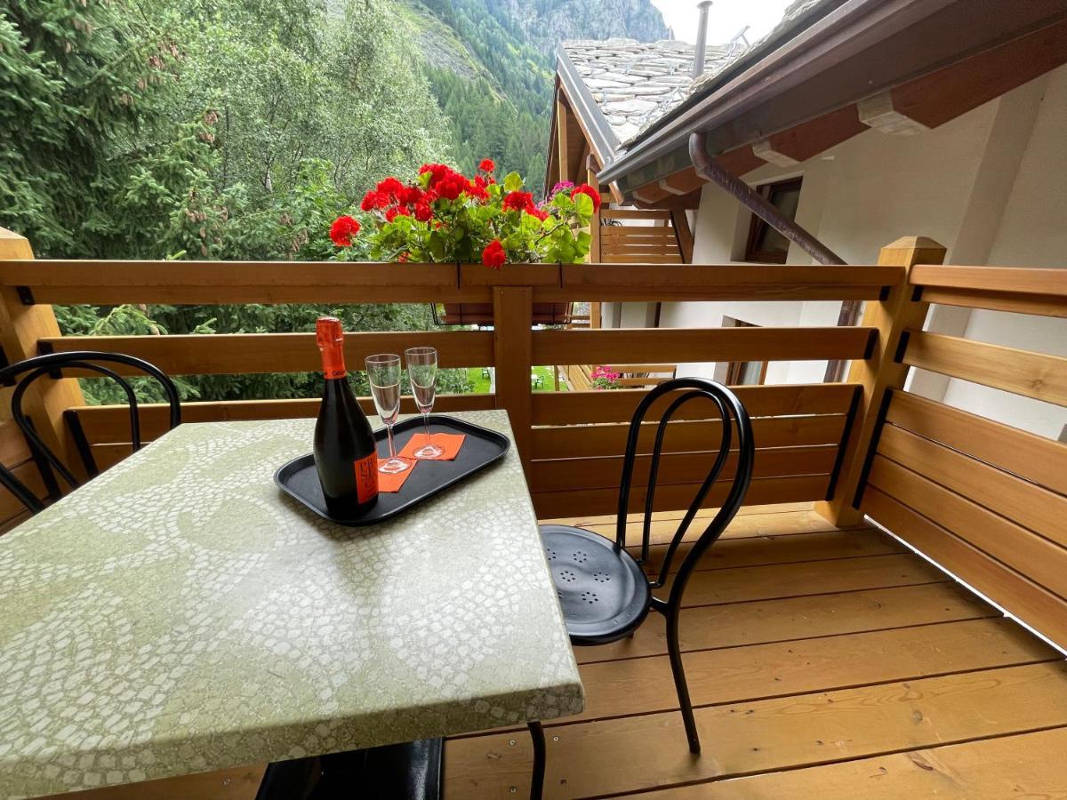Hotel Aigle Courmayeur Kültér fotó